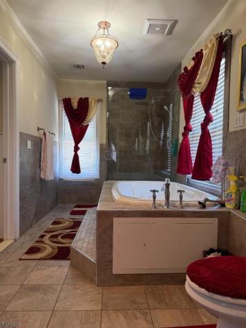 62 Shephard Avenue Newark NJ 07112