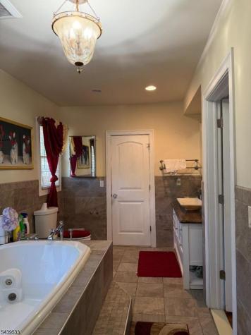 62 Shephard Avenue Newark NJ 07112