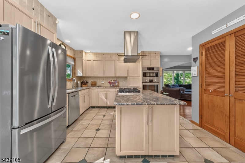 4 Craig Road Readington NJ 08853