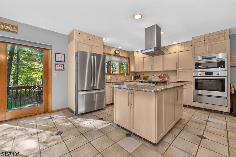 4 Craig Road Readington NJ 08853