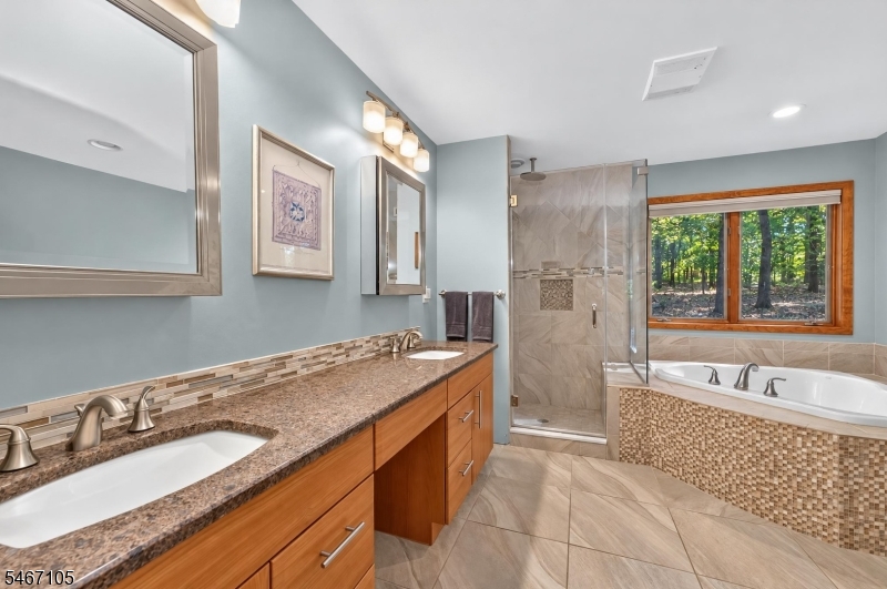 4 Craig Road Readington NJ 08853