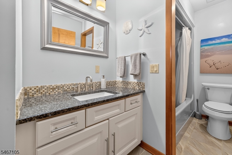 4 Craig Road Readington NJ 08853