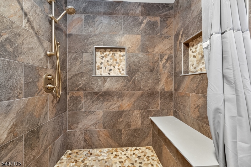 4 Craig Road Readington NJ 08853