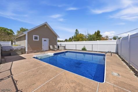 12 Driscoll Street Manville NJ 08835