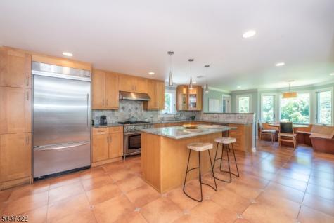 591 Highland Avenue Little Falls NJ 07043