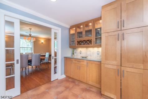 591 Highland Avenue Little Falls NJ 07043