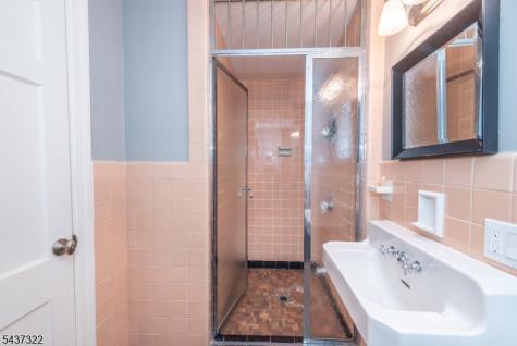 591 Highland Avenue Little Falls NJ 07043