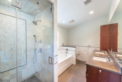 591 Highland Avenue Little Falls NJ 07043