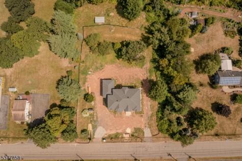 1955 Old Amwell Road Franklin NJ 08873
