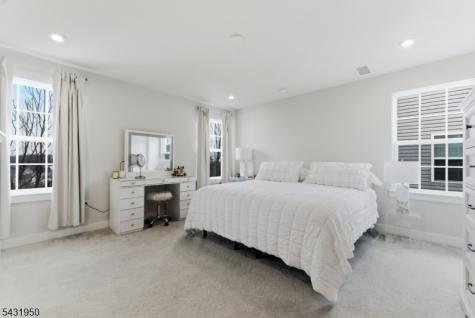 22 Oakwood Boulevard Union NJ 08827
