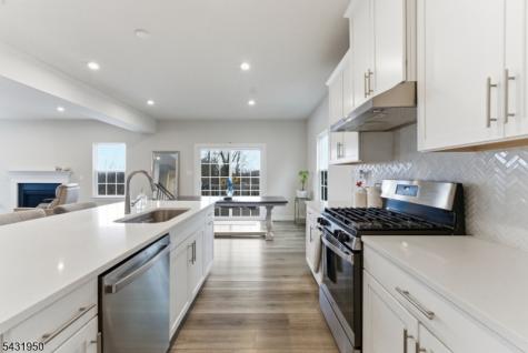 22 Oakwood Boulevard Union NJ 08827