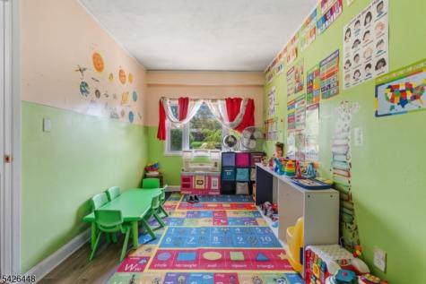 153 Tryon Avenue Englewood NJ 07631