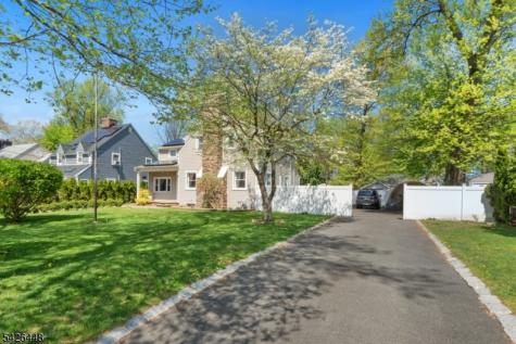 153 Tryon Avenue Englewood NJ 07631