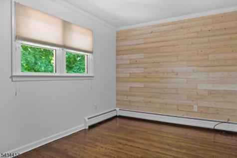 27 Shady Terrace Wayne NJ 07470