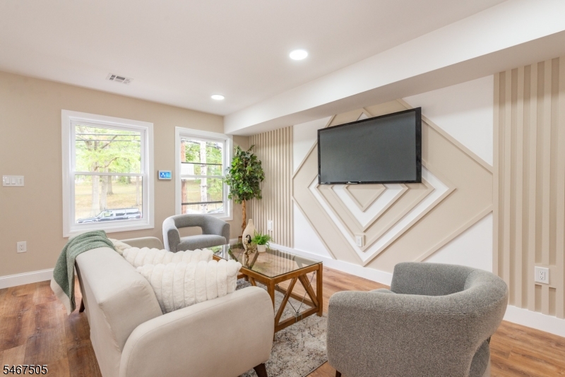 624 Lyons Avenue Irvington NJ 07111