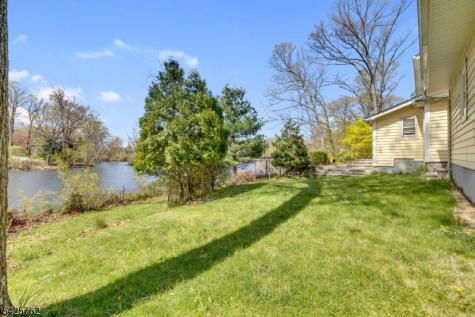 41 Lakewood Drive Mountain Lakes NJ 07046