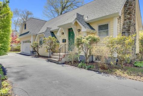 41 Lakewood Drive Mountain Lakes NJ 07046
