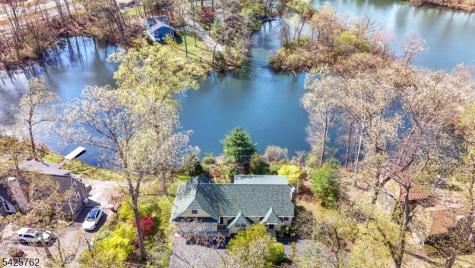 41 Lakewood Drive Mountain Lakes NJ 07046