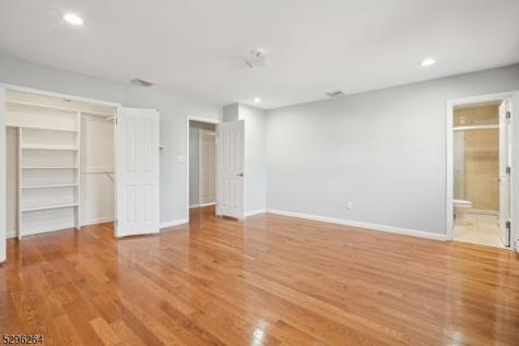 7 Mansfield Court Livingston NJ 07039
