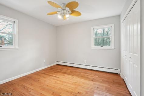 7 Mansfield Court Livingston NJ 07039
