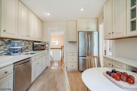 57 Robbins Avenue Berkeley Heights NJ 07922