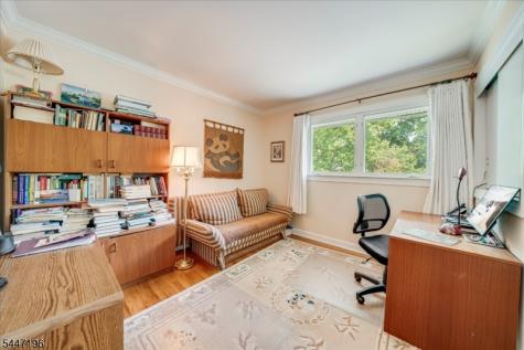 57 Robbins Avenue Berkeley Heights NJ 07922