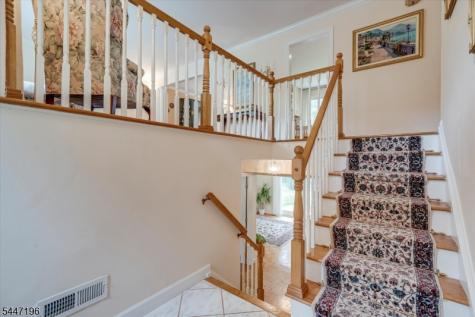 57 Robbins Avenue Berkeley Heights NJ 07922