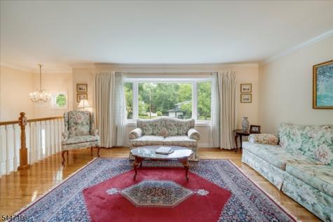 57 Robbins Avenue Berkeley Heights NJ 07922