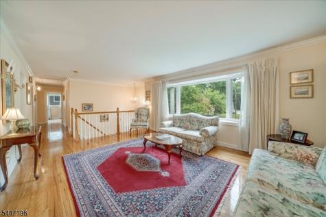 57 Robbins Avenue Berkeley Heights NJ 07922