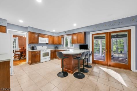 10 Diann Drive Montville NJ 07045