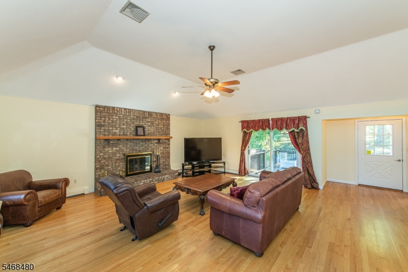 10 James Road Randolph NJ 07869