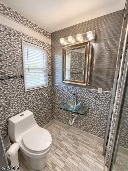 115 Crampton Avenue Woodbridge NJ 07095