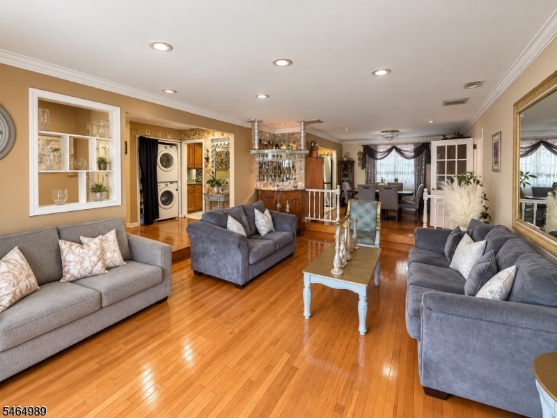 115 Crampton Avenue Woodbridge NJ 07095