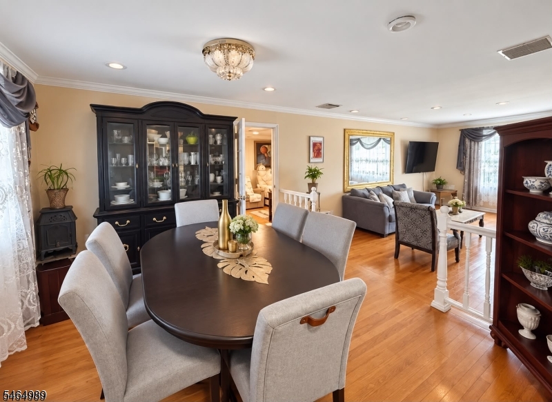 115 Crampton Avenue Woodbridge NJ 07095