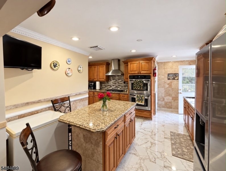 115 Crampton Avenue Woodbridge NJ 07095