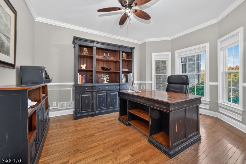 28 Nashaway Drive Raritan NJ 08551