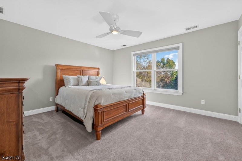 28 Nashaway Drive Raritan NJ 08551