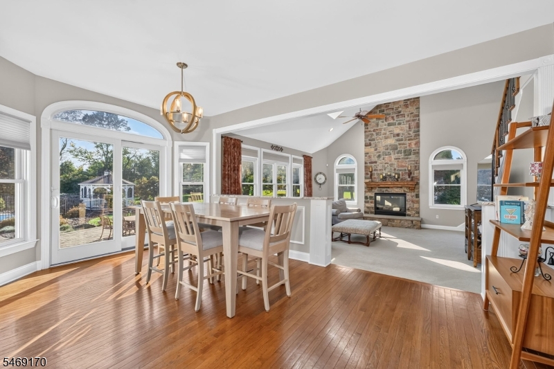 28 Nashaway Drive Raritan NJ 08551
