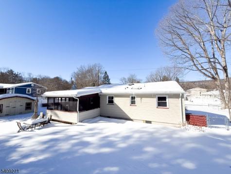 26 Aspen Lane West Milford NJ 07480