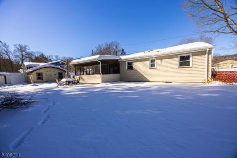 26 Aspen Lane West Milford NJ 07480