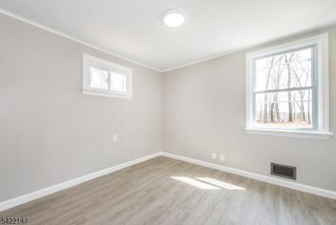 19 Homestead Road Jefferson NJ 07849