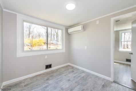 19 Homestead Road Jefferson NJ 07849