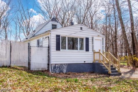 19 Homestead Road Jefferson NJ 07849