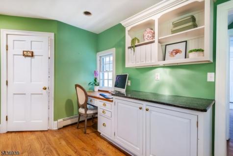 11 Yorke Road Mountain Lakes NJ 07046