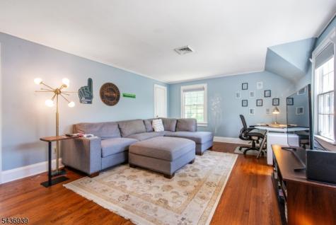 11 Yorke Road Mountain Lakes NJ 07046
