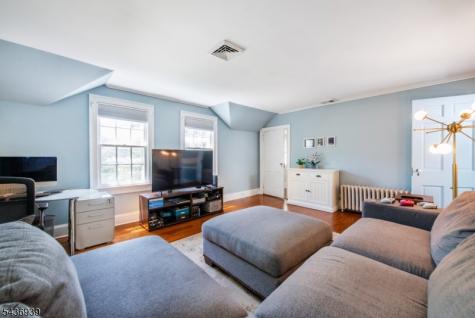 11 Yorke Road Mountain Lakes NJ 07046