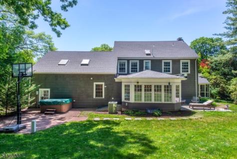 11 Yorke Road Mountain Lakes NJ 07046