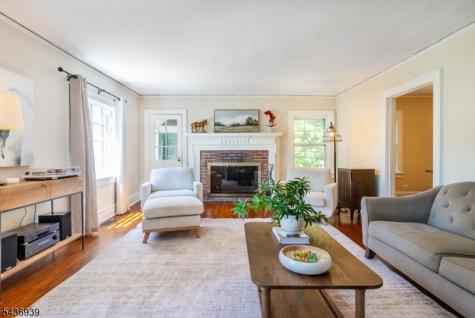 11 Yorke Road Mountain Lakes NJ 07046