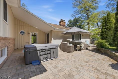 123 Old Clinton Road Raritan NJ 08822