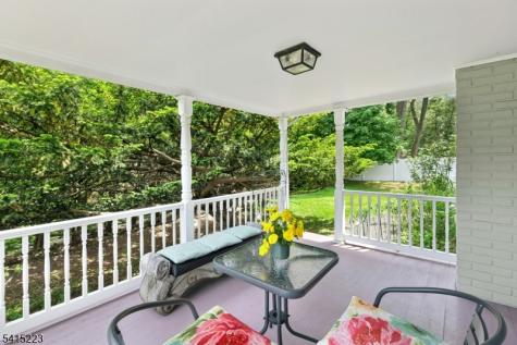 33 Carol Road Westfield NJ 07090